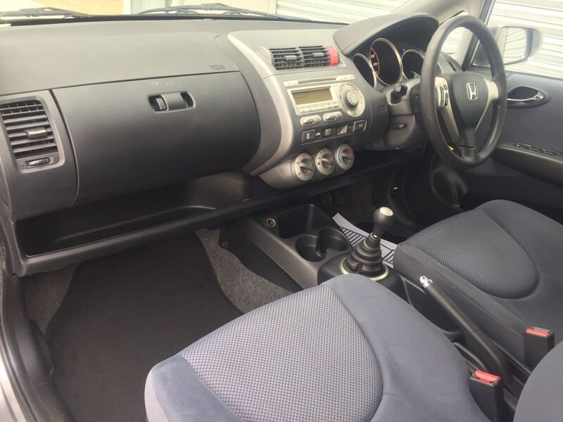 HONDA JAZZ