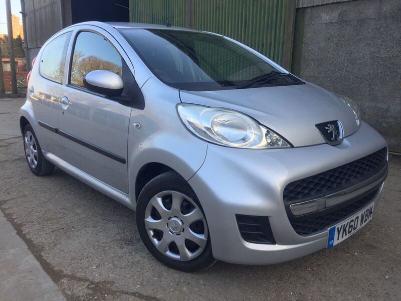 PEUGEOT 107