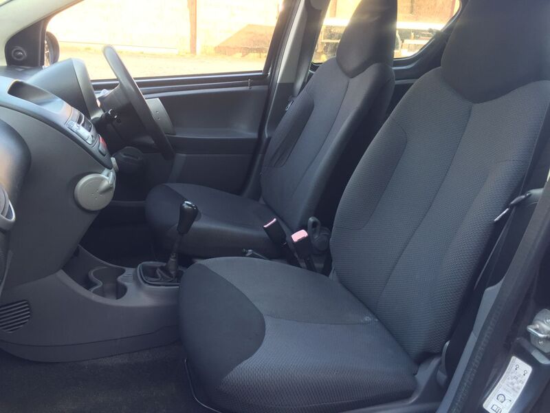 TOYOTA AYGO