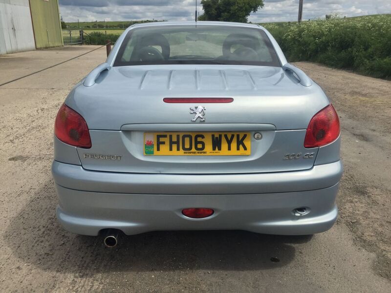 PEUGEOT 206