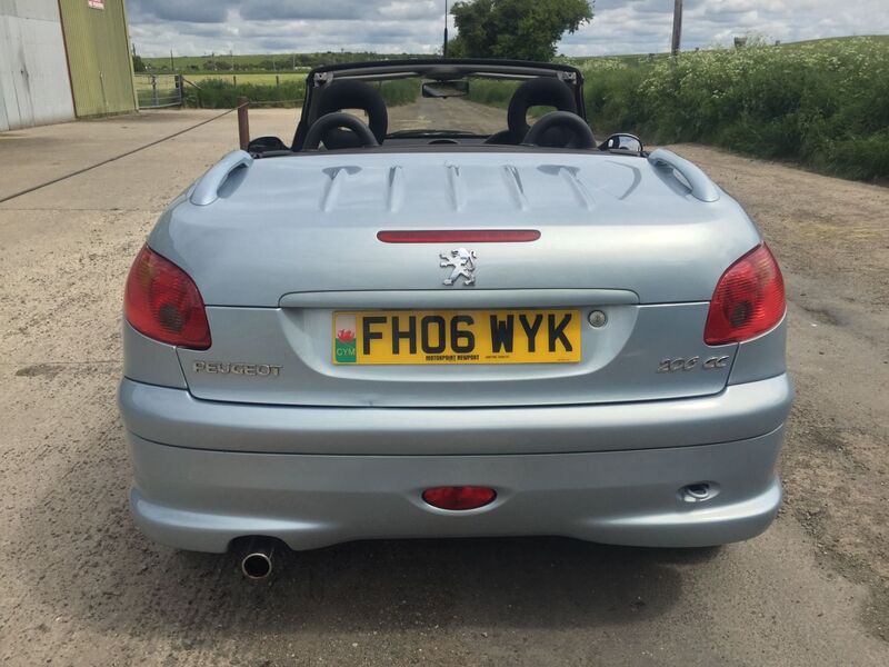 PEUGEOT 206