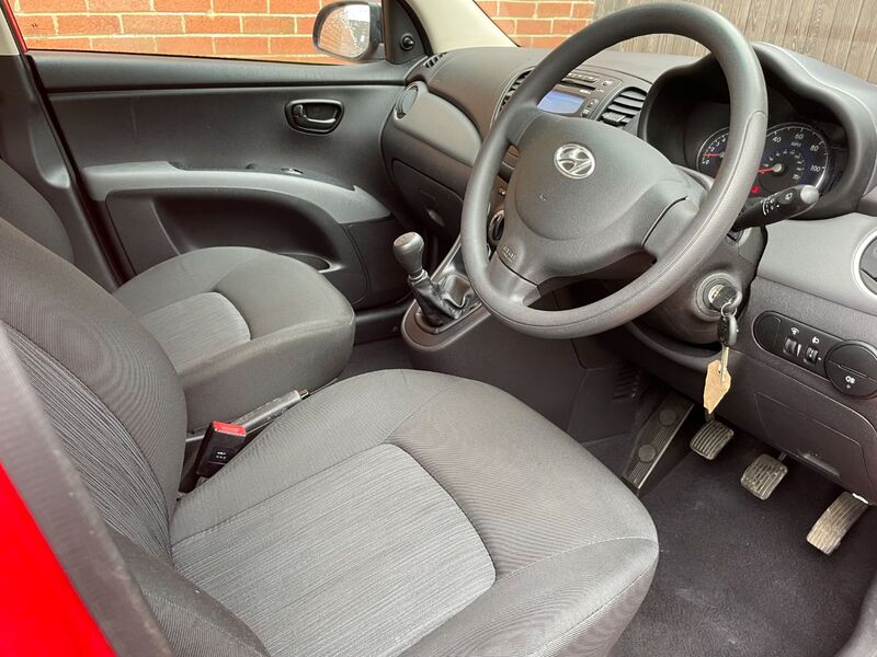 HYUNDAI I10