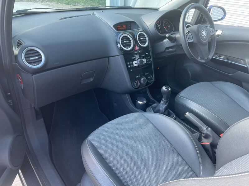 VAUXHALL CORSA