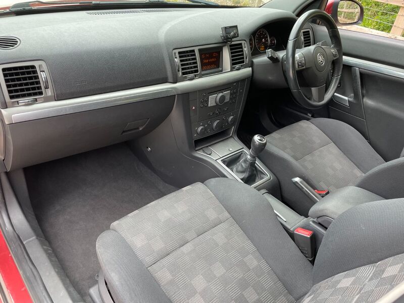 VAUXHALL VECTRA