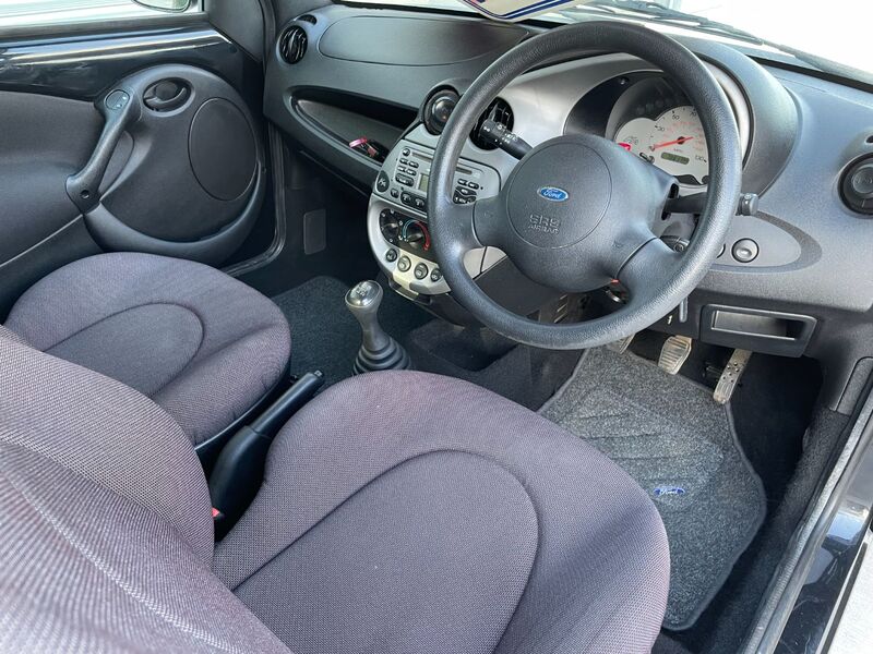 FORD KA